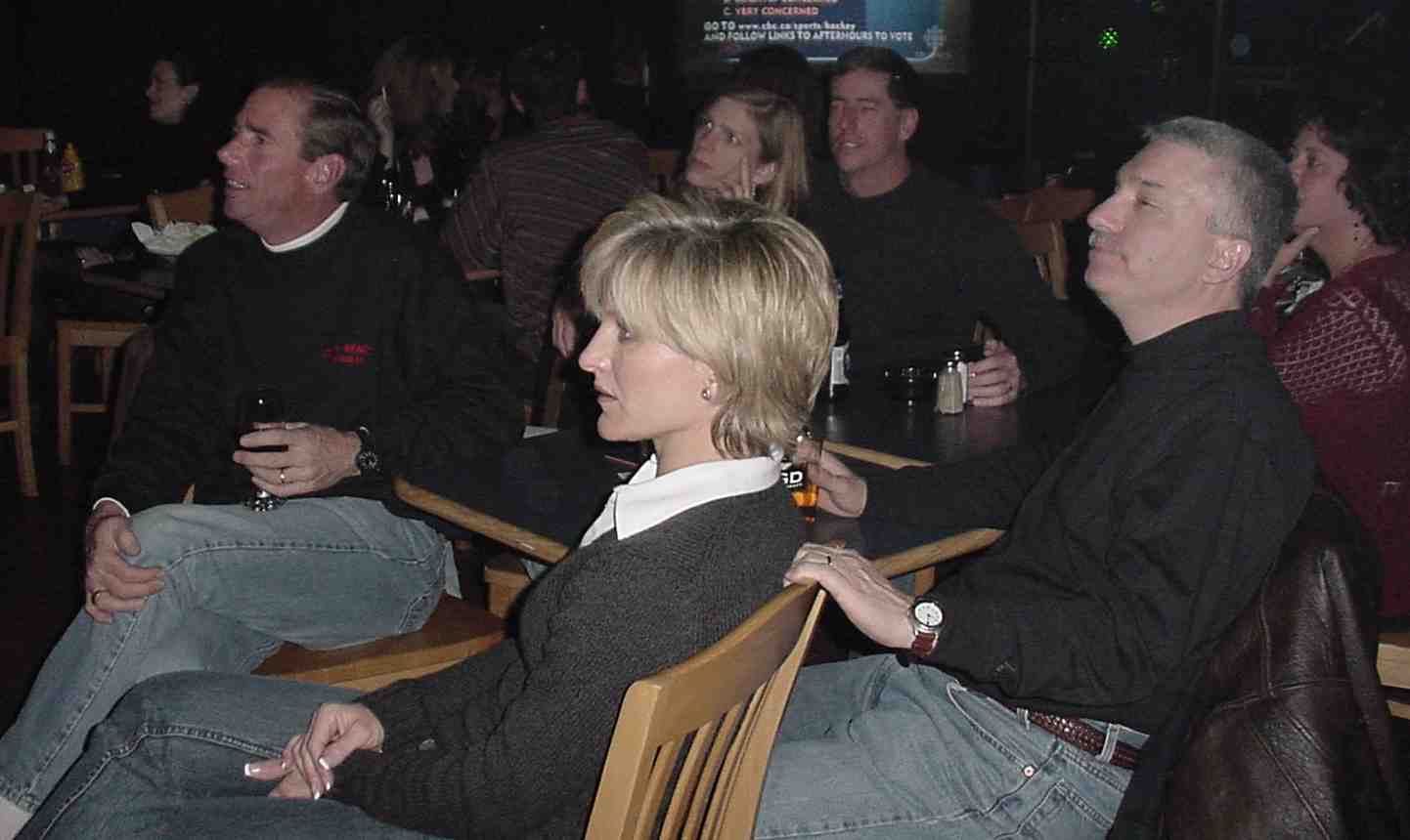 Lcrowd8.jpg